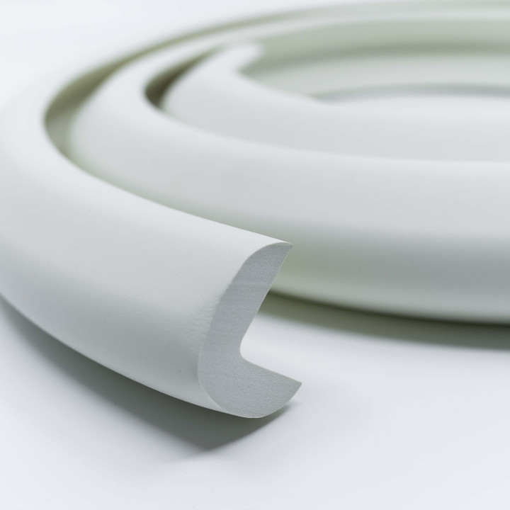 Vaahtomuoviset reunasuojat huonekaluille - Furniturewear